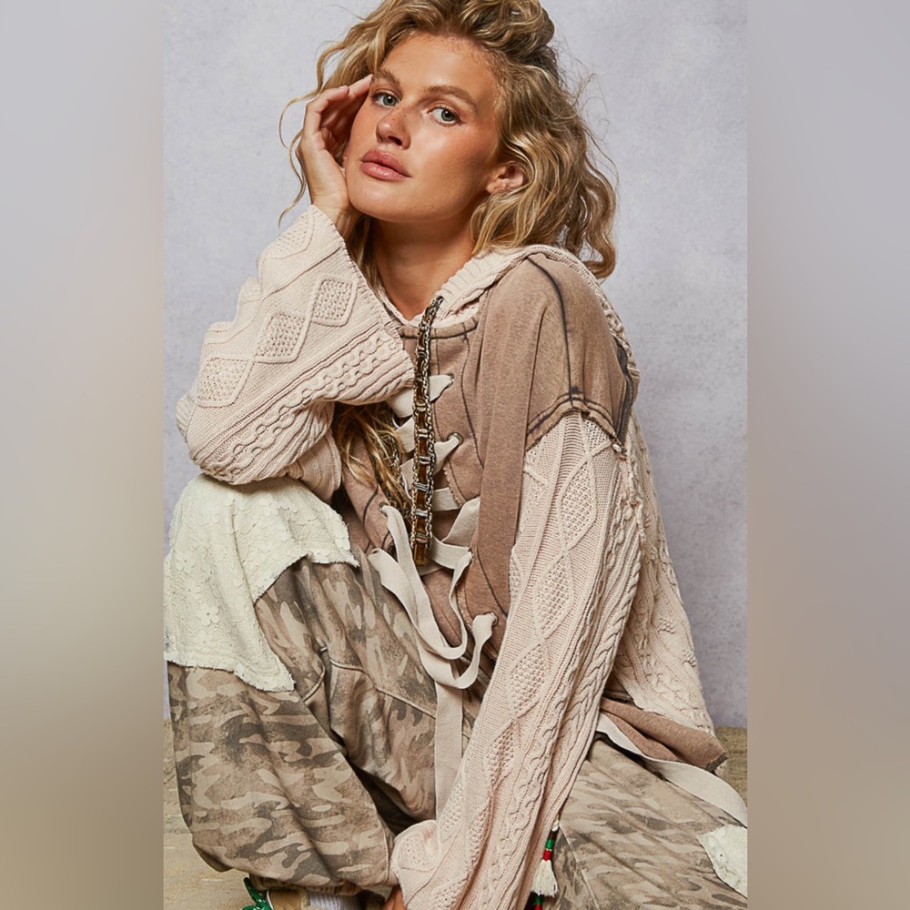 NWT POL Lace Up Front Contrast Cable Knit Hoodie Sweater Pullover Oatmeal - Picture 2 of 7